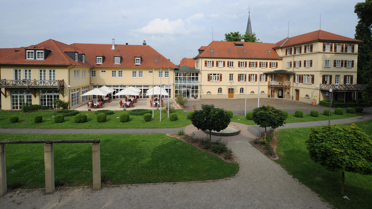Schlosshotel Neckarbischofsheim Esterno foto