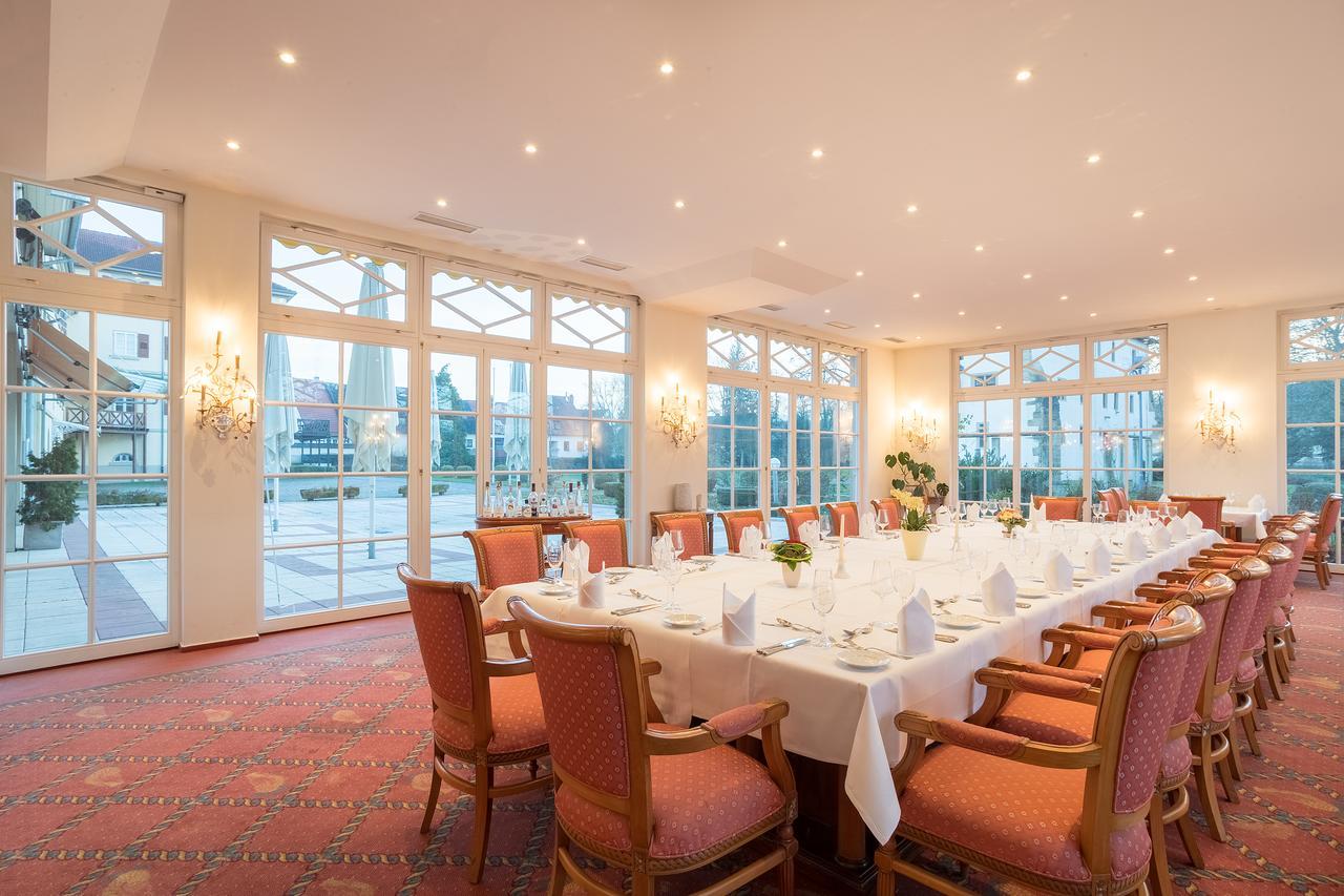 Schlosshotel Neckarbischofsheim Esterno foto