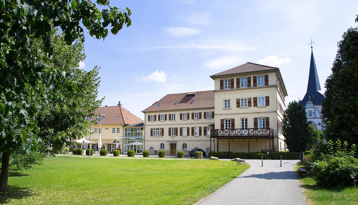 Schlosshotel Neckarbischofsheim Esterno foto